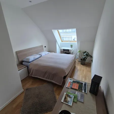 Vista Mozzafiato Sulle Alpi Apartment Rovereto  Exterior photo